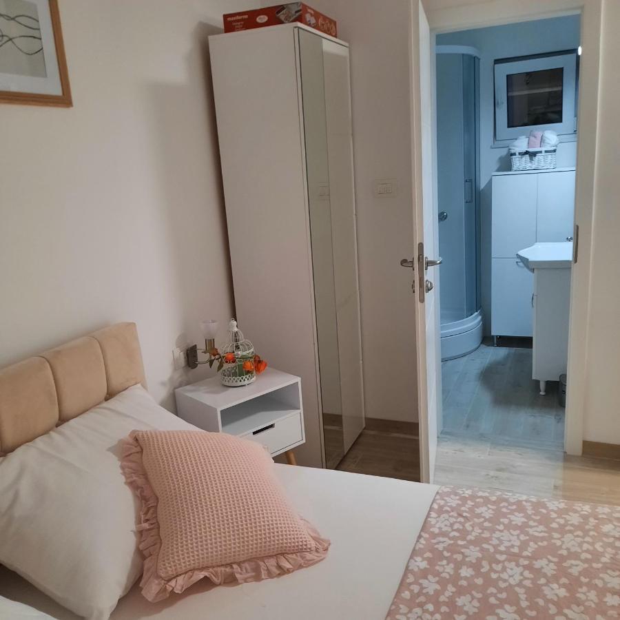 Studio Apartman Mare Trogir Kültér fotó